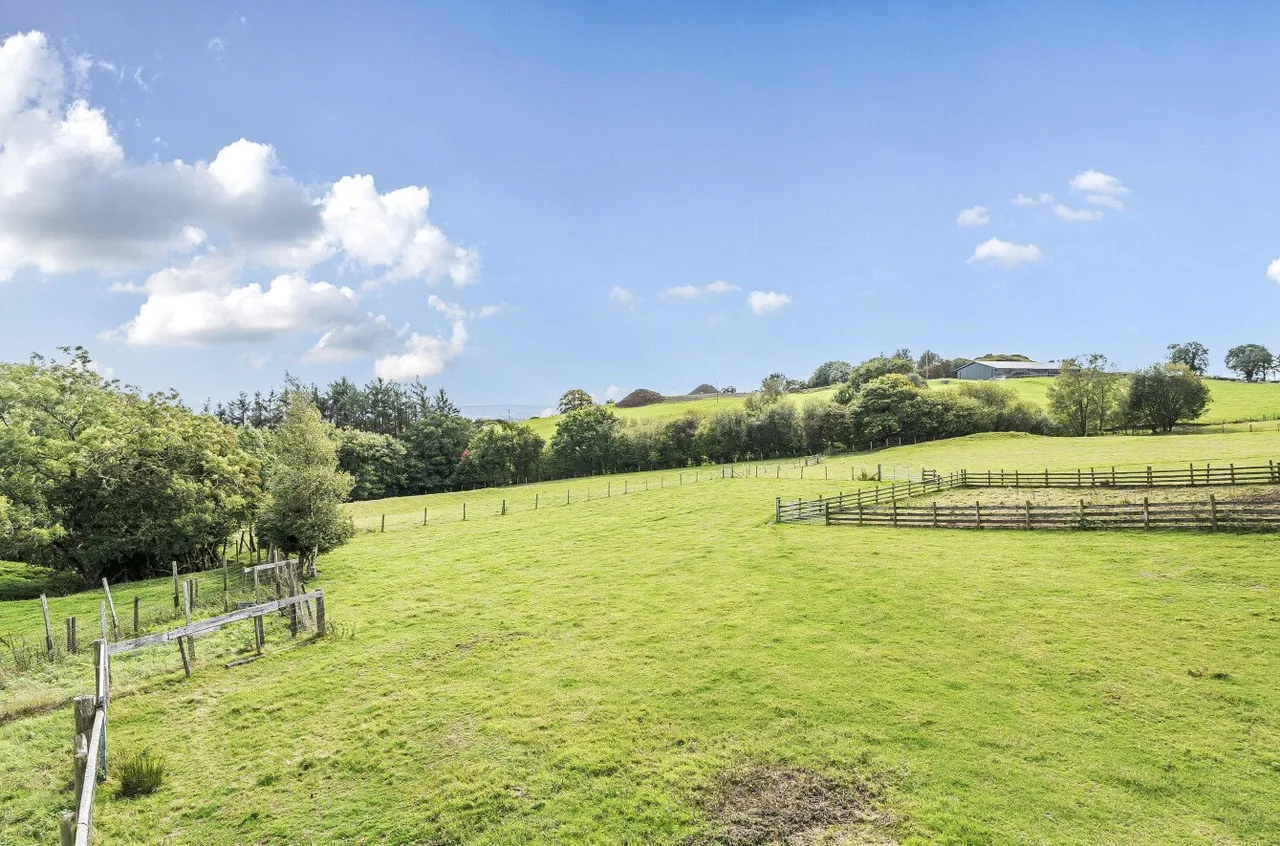 Llanfihangel, Llanfyllin, photo 32