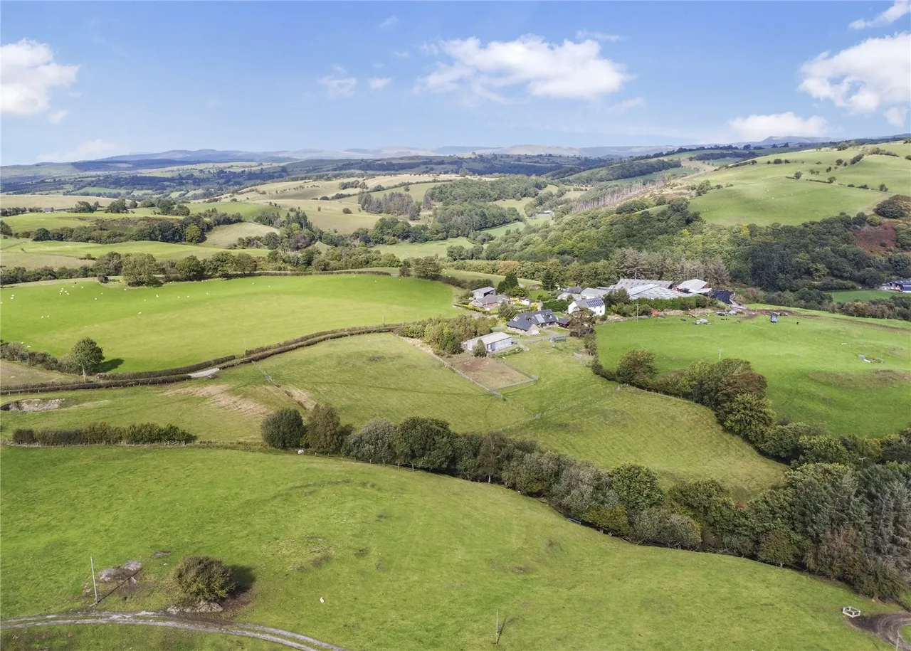 Llanfihangel, Llanfyllin, photo 2