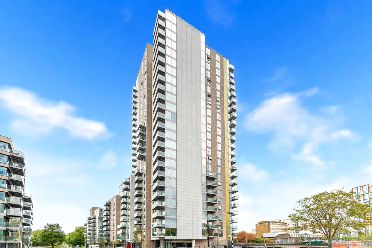 Woodberry Grove, London, N4, photo 9