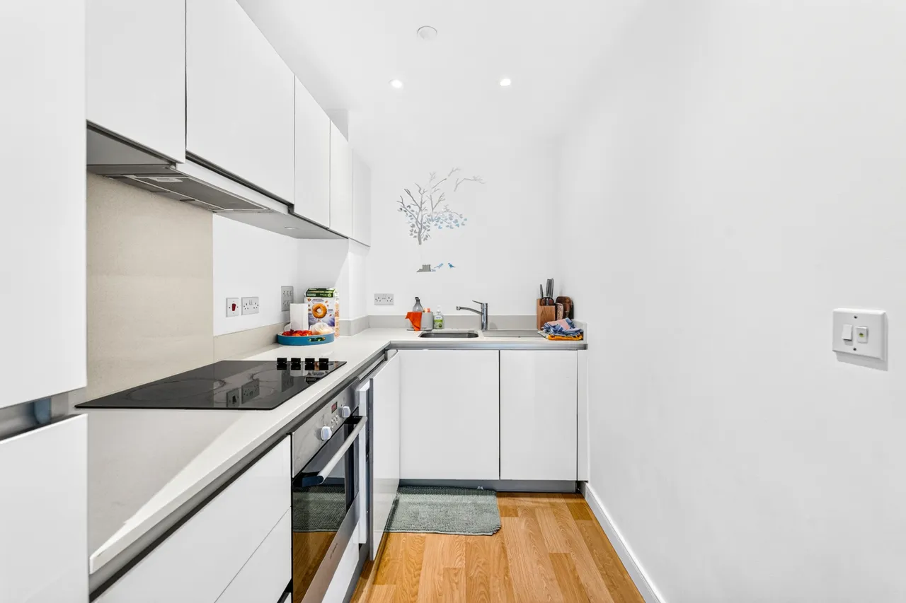 Woodberry Grove, London, N4, photo 6