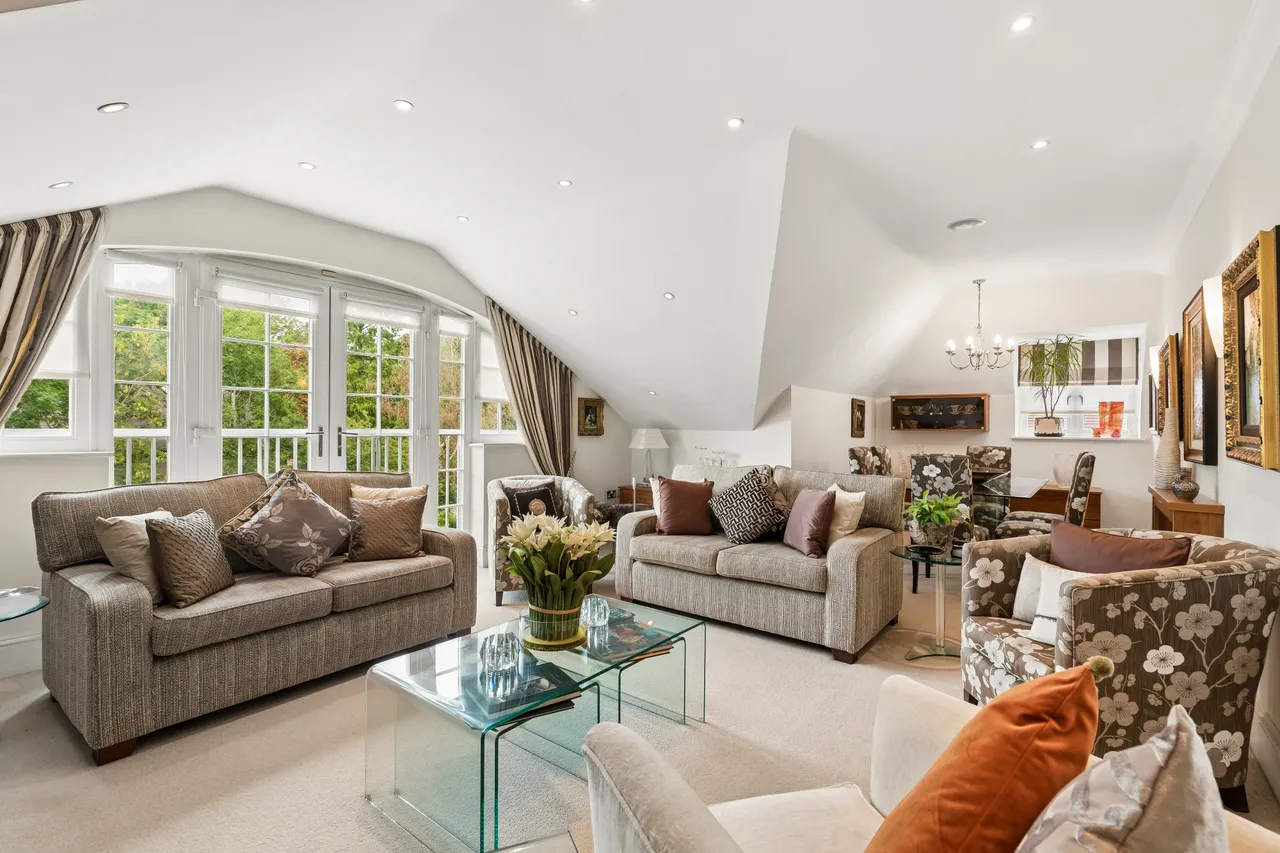 Uxbridge Road, Stanmore, HA7, photo 3