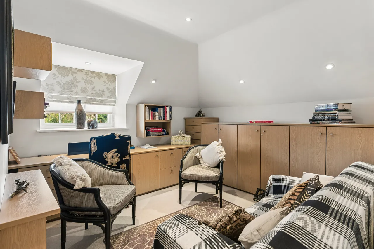 Uxbridge Road, Stanmore, HA7, photo 8