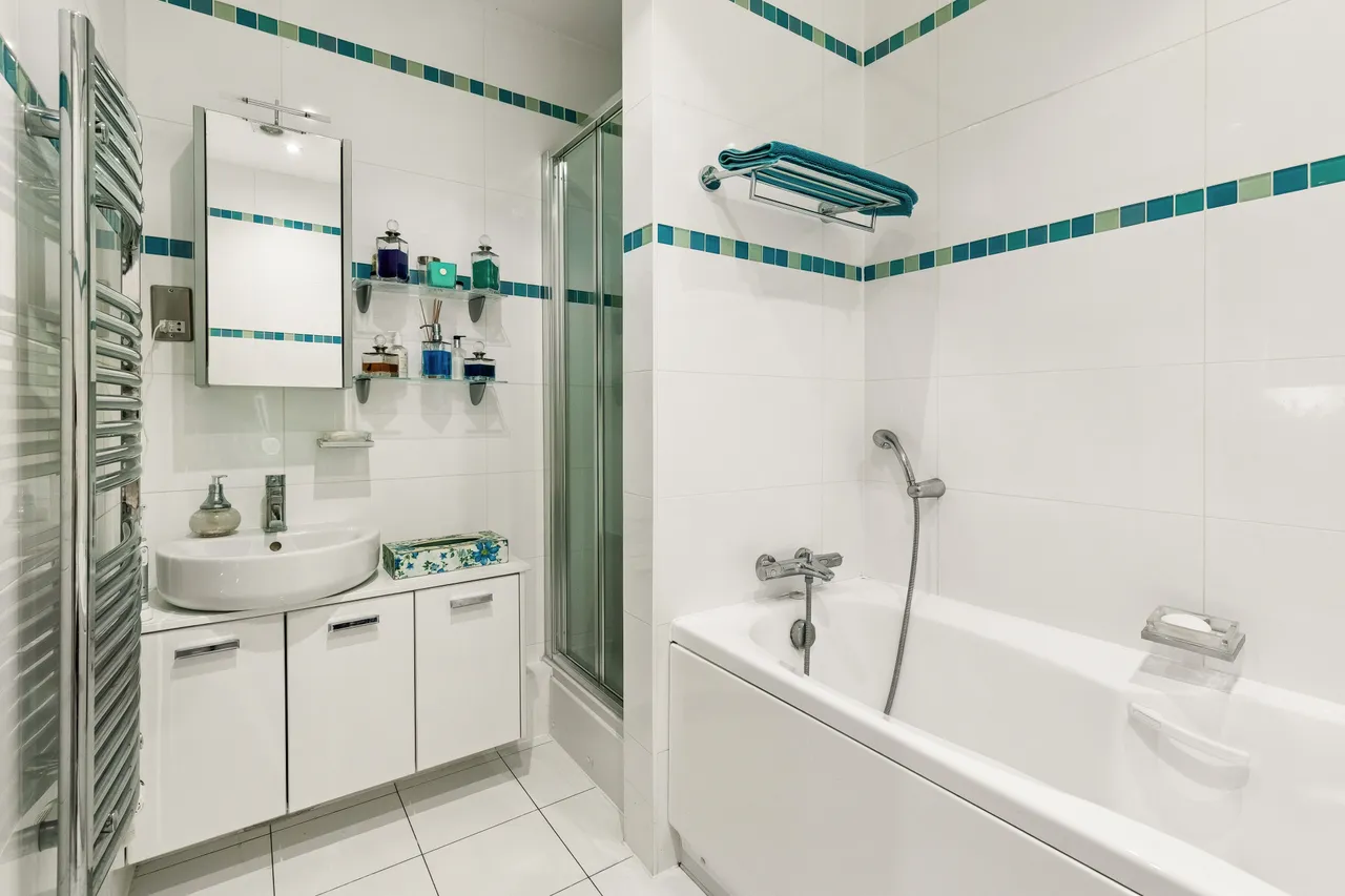 Uxbridge Road, Stanmore, HA7, photo 9