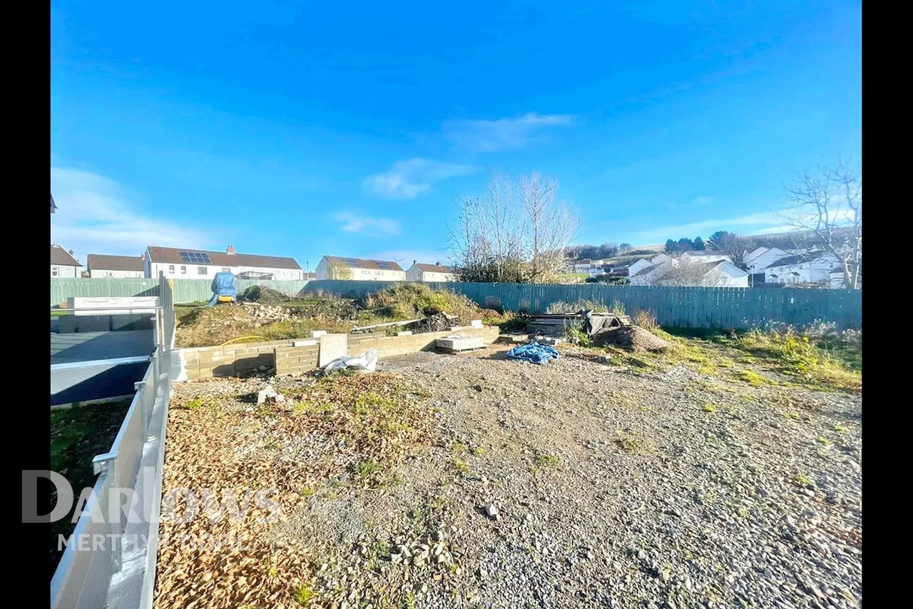 Ty Coch Farm, Tredegar, photo 10
