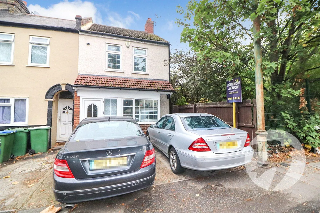3 bed house for sale, Lower Road, Erith, DA8