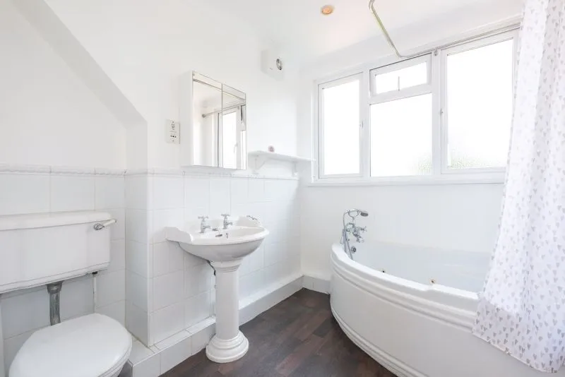 Ashley Road, Walton-On-Thames KT12 1HQ, photo 8