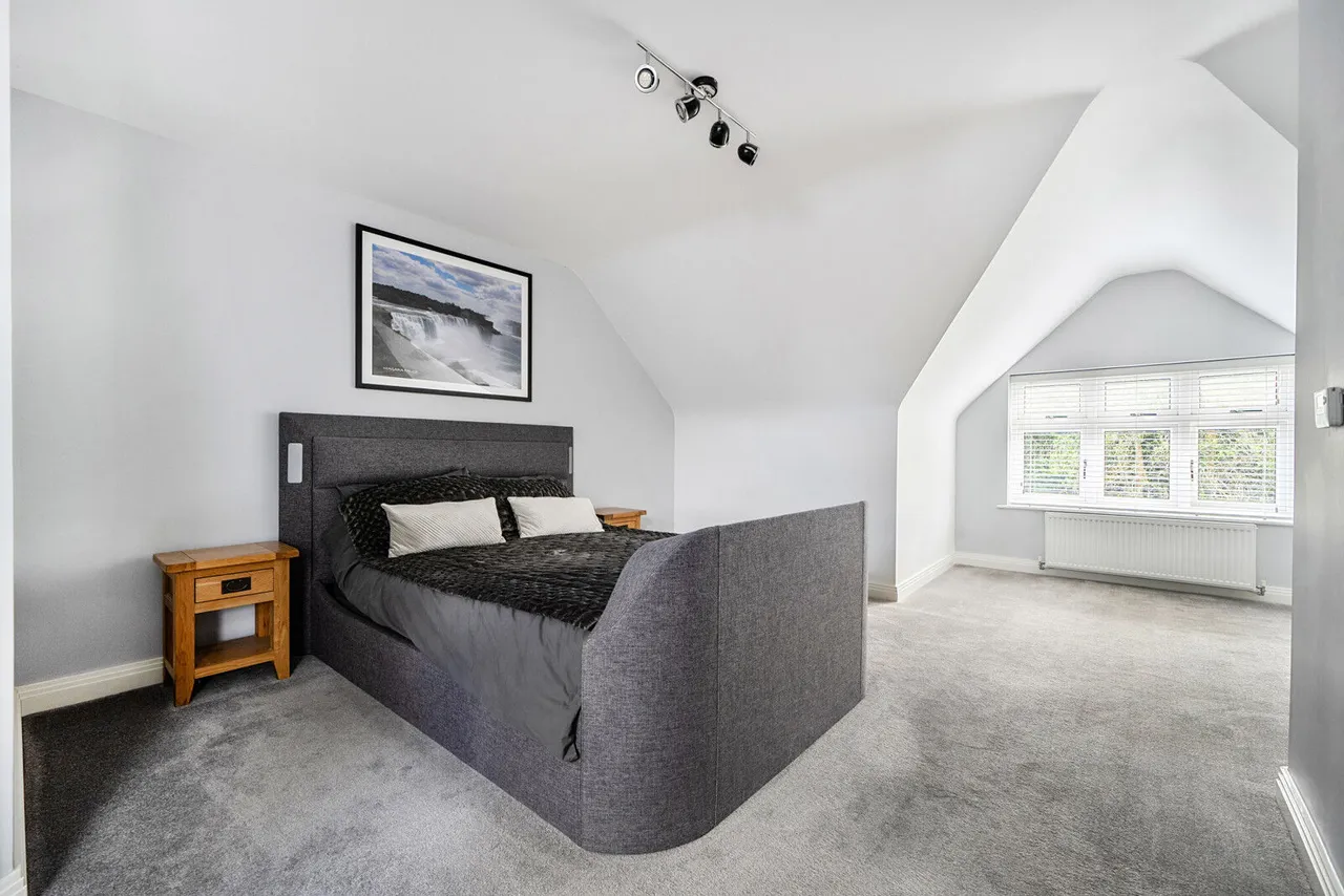 Faringdon Road, Earley, RG6, photo 12