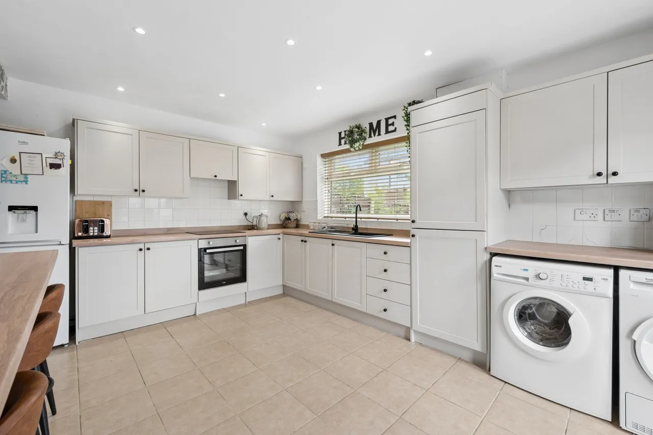 Gorton Grove, Worsley, photo 6