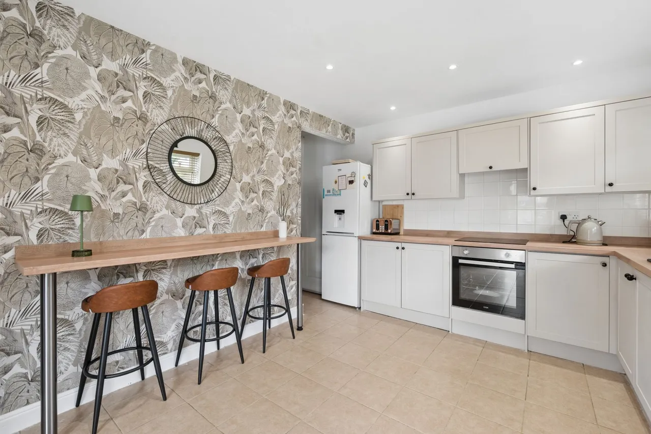 Gorton Grove, Worsley, photo 9