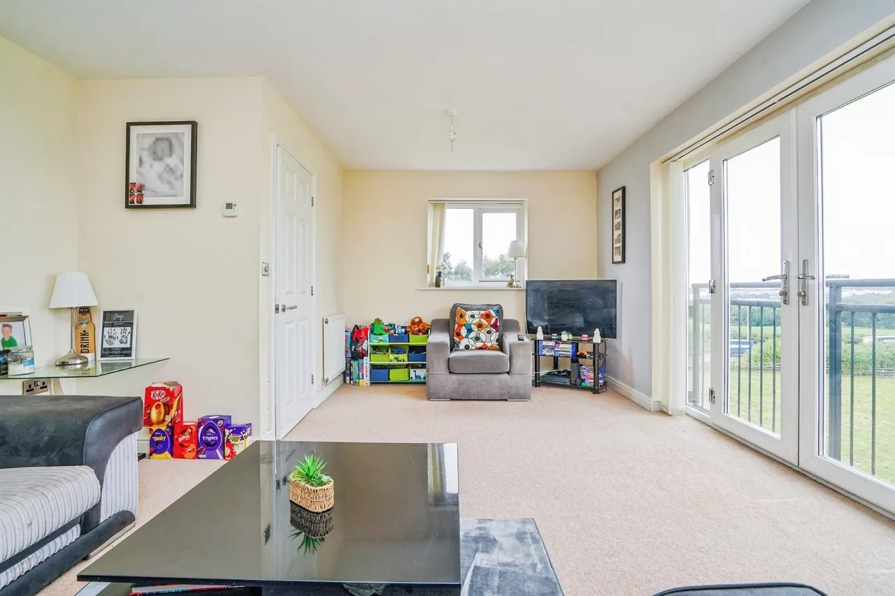Howden Clough Road, Morley, Leeds, photo 6