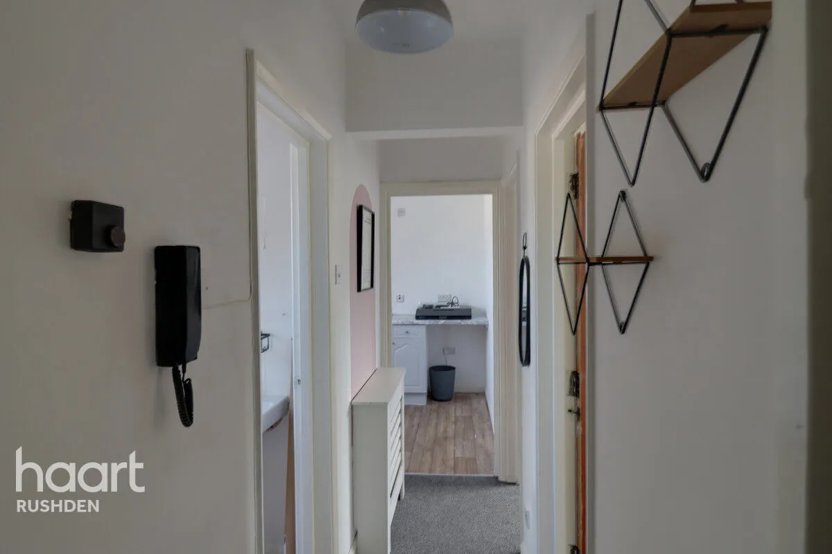 Rectory Road, Rushden, NN10, photo 2