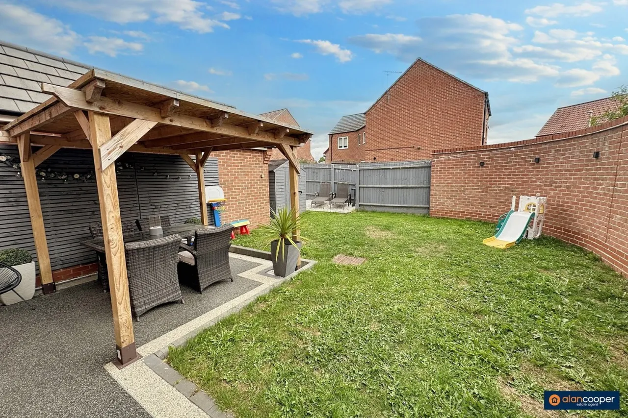 Skylark Fields, Church Fields, CV10, photo 17