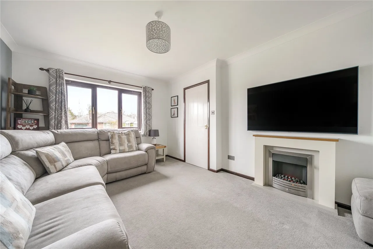 Gorse Farm Estate, Llandrindod Wells, Powys, LD1 5SH, photo 2
