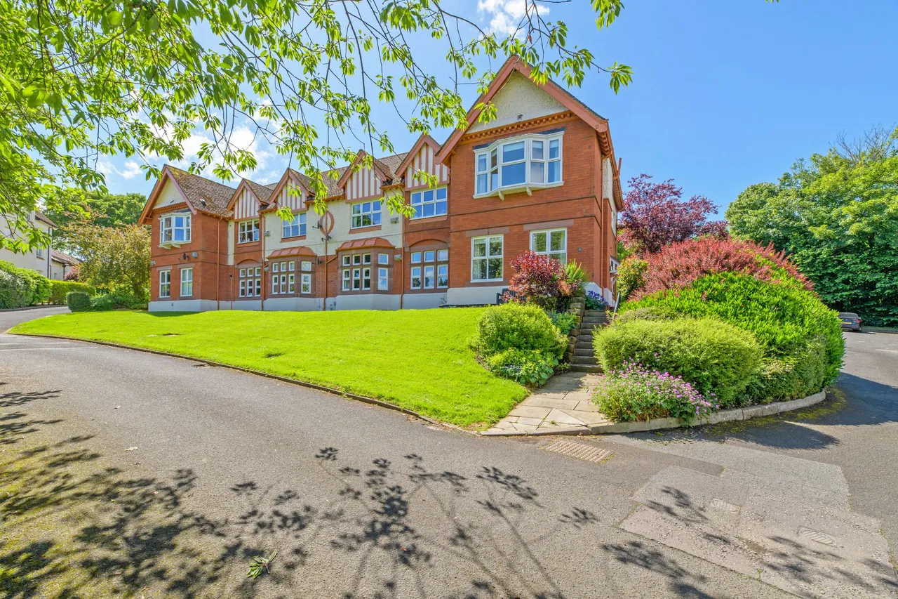 2 bed house for sale, Kingsley Green Kingsley Road, Frodsham