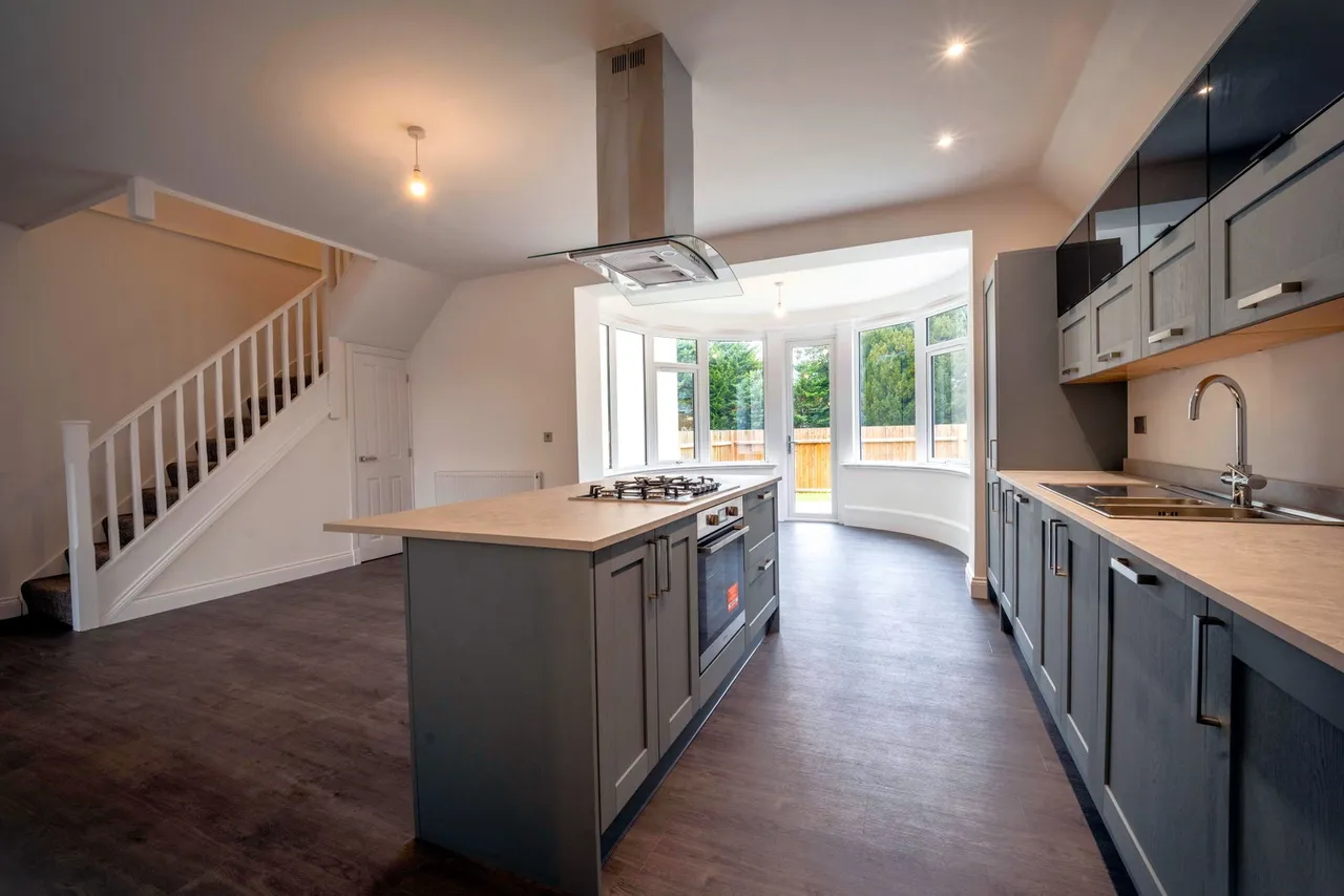 High Street, Turvey, MK43, photo 4