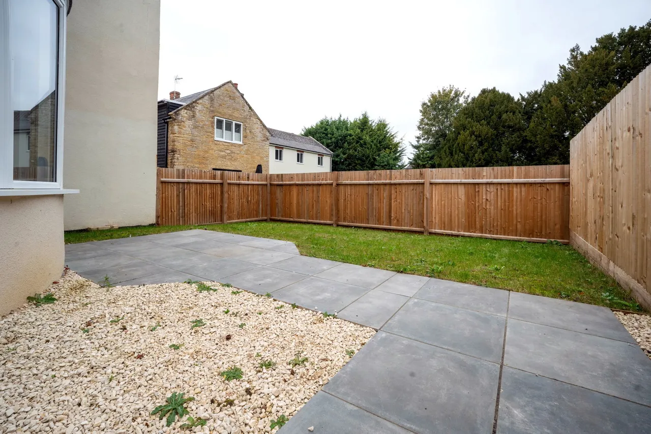 High Street, Turvey, MK43, photo 12