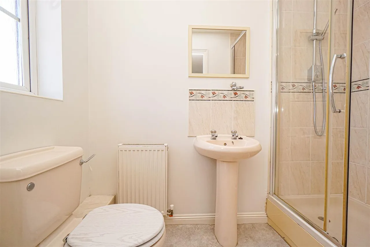 Ticehurst Close, Hastings, photo 11