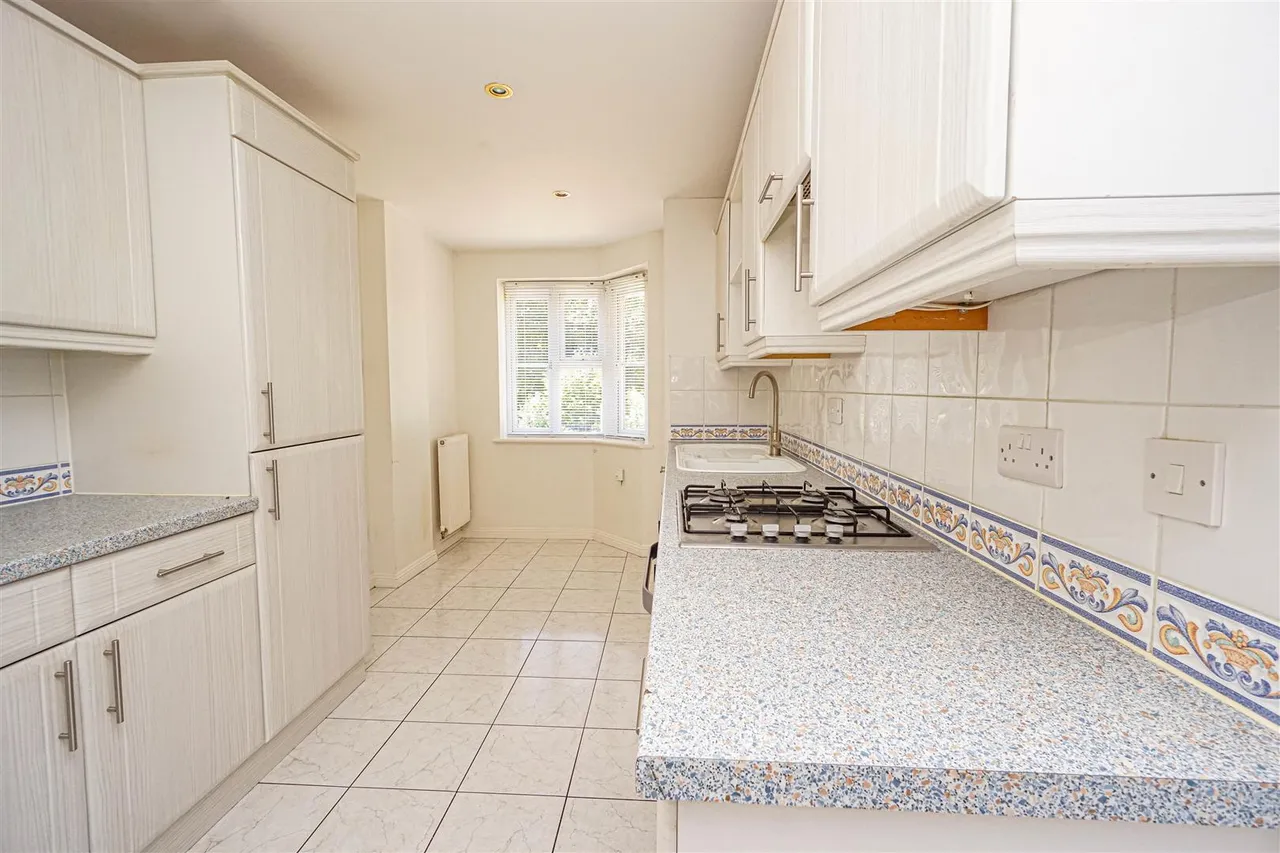 Ticehurst Close, Hastings, photo 4
