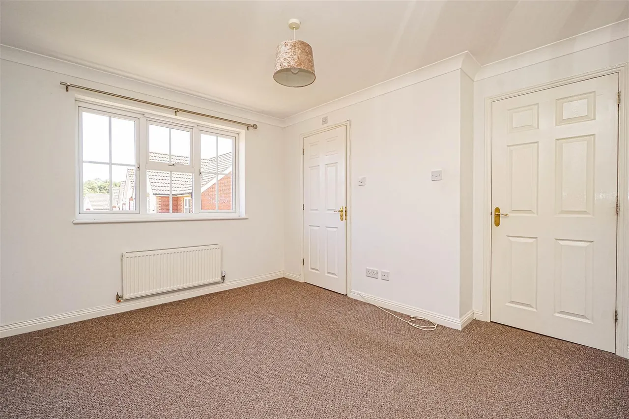 Ticehurst Close, Hastings, photo 8
