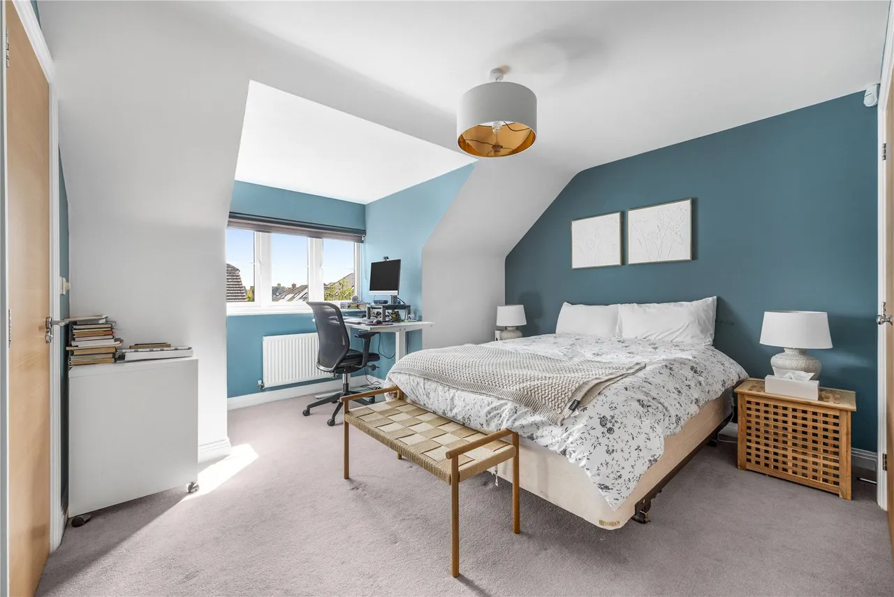 Brookwood Farm Drive, Knaphill, GU21, photo 25