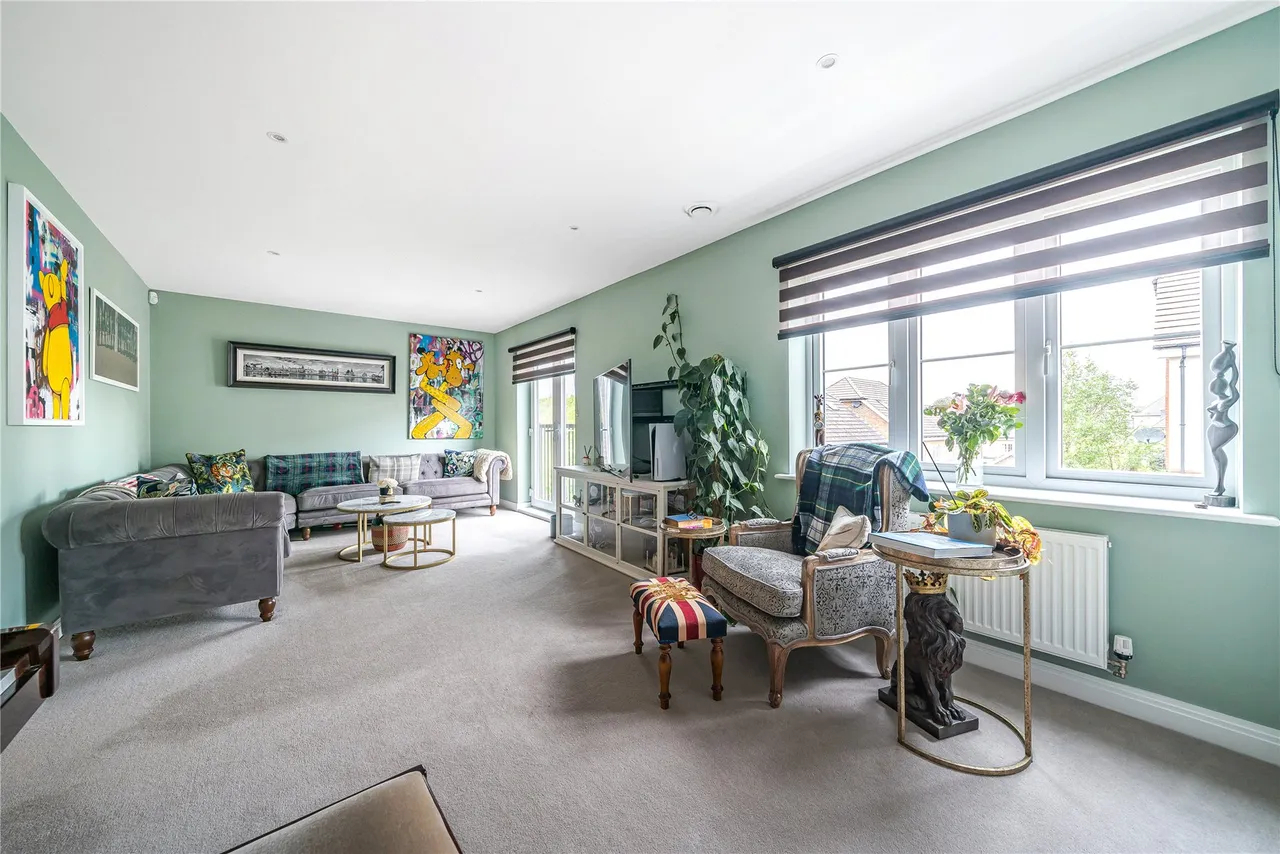 Brookwood Farm Drive, Knaphill, GU21, photo 10