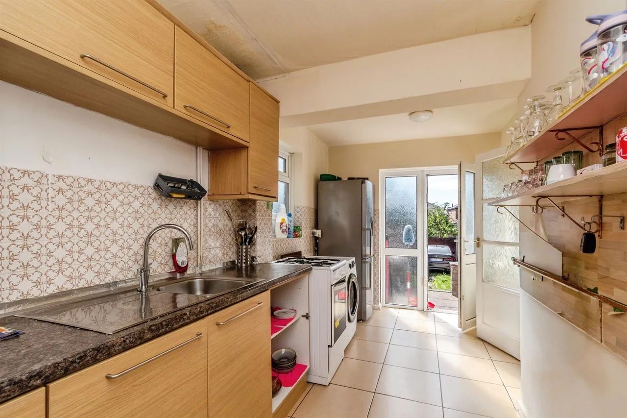 Stafford Road, Wednesbury, WS10, photo 8