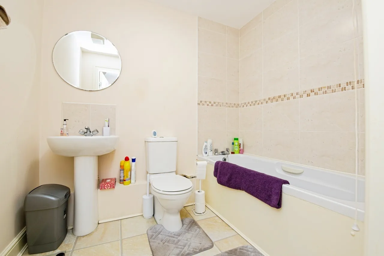 Sandringham Court, Chester Le Street, Durham, DH3, photo 11