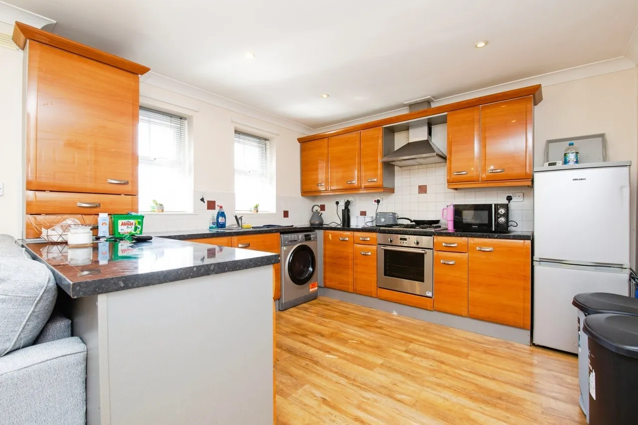 Sandringham Court, Chester Le Street, Durham, DH3, photo 2
