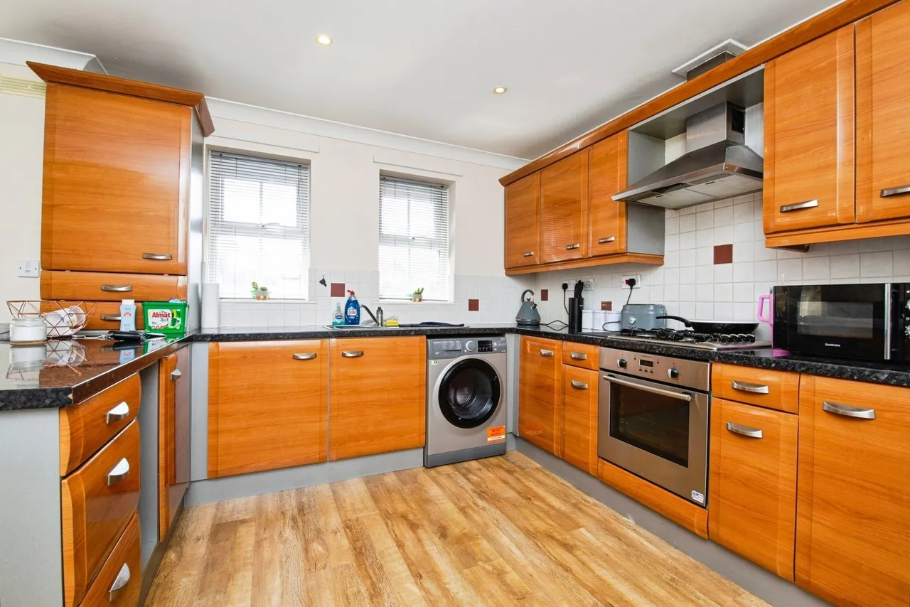 2 bed flat for sale — Sandringham Court, Chester Le Street, Durham, DH3