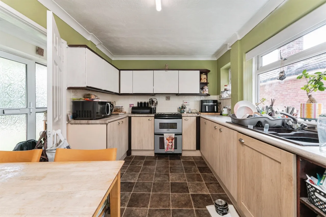 Newlands Avenue, March, PE15, photo 2