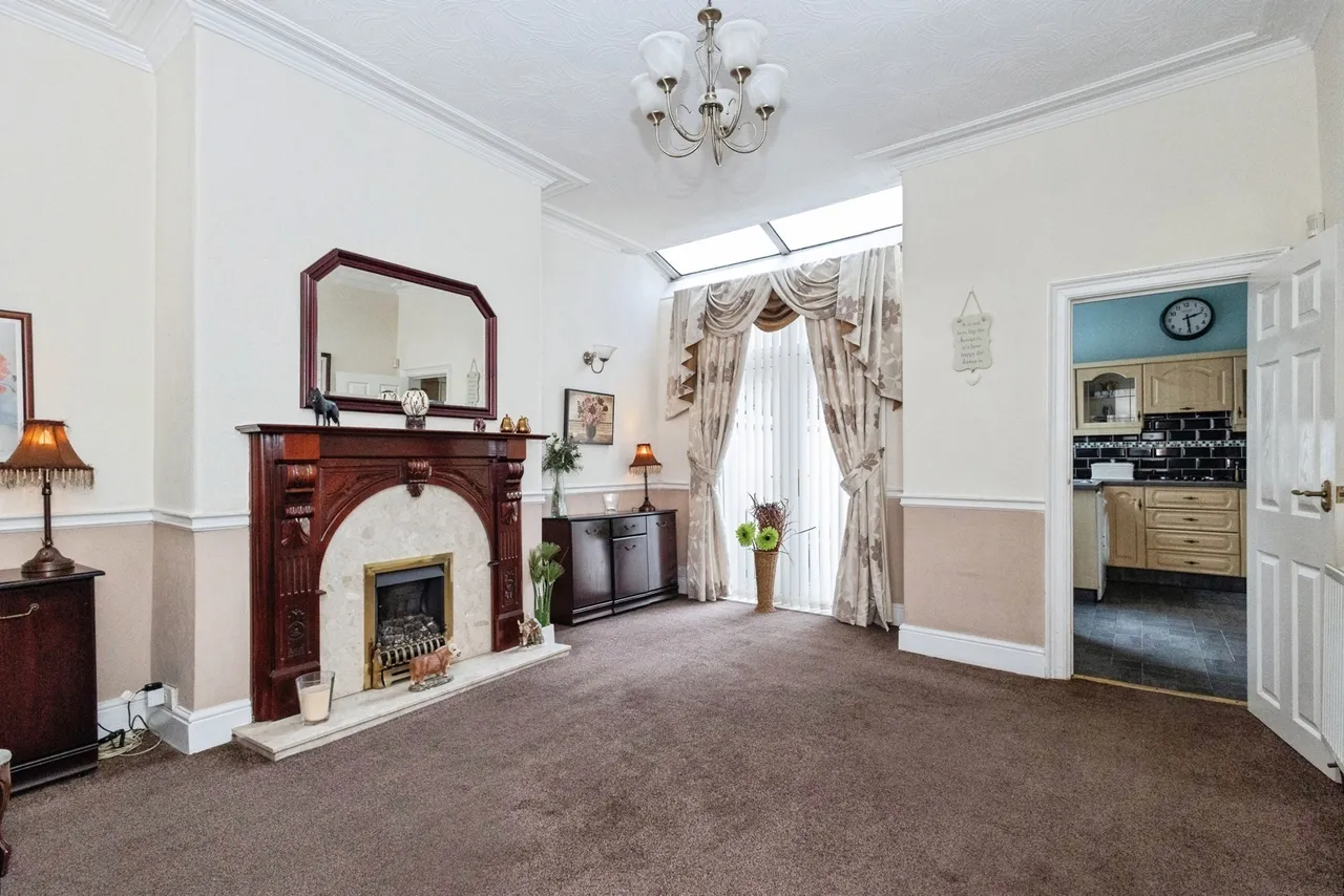 Crowthorn Road, Ashton-under-Lyne, Greater Manchester, OL7, photo 5