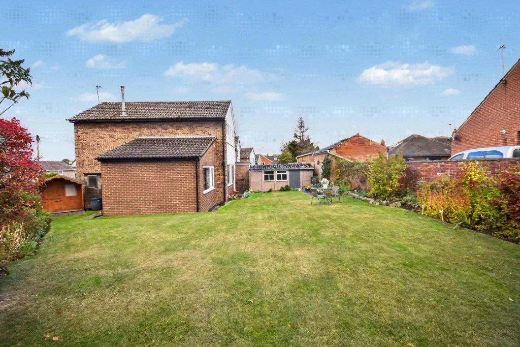 Newton Court, Wakefield, WF1, photo 15