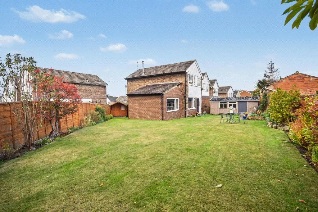 Newton Court, Wakefield, WF1, photo 18