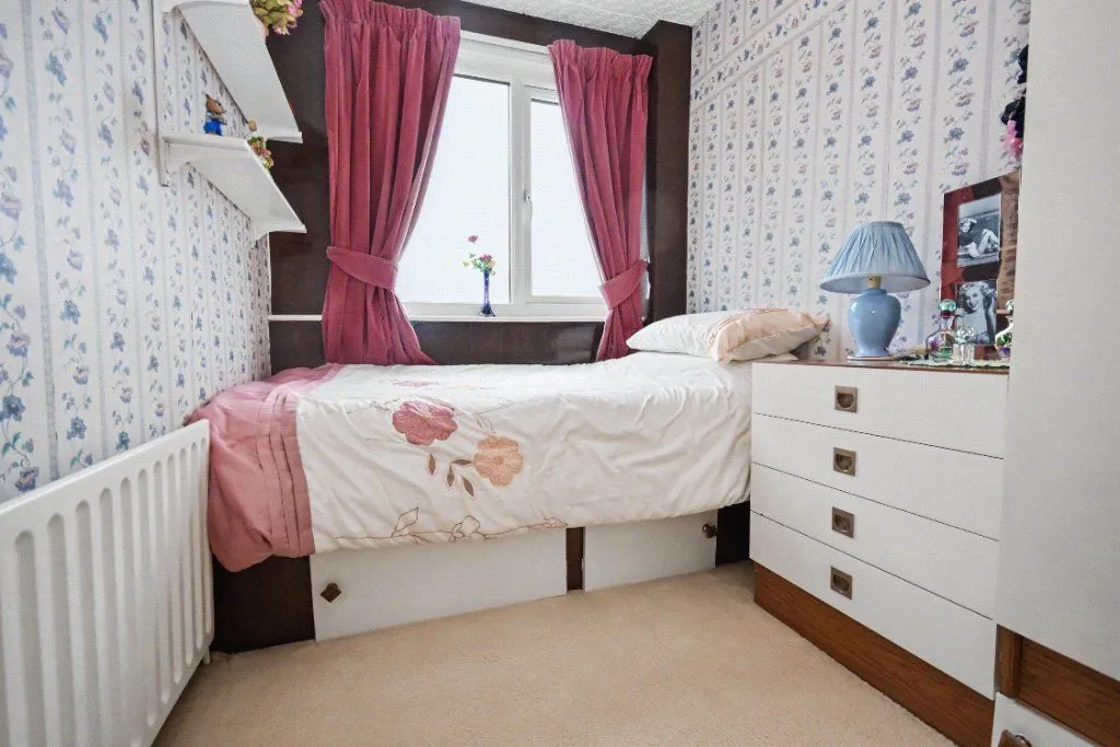 Newton Court, Wakefield, WF1, photo 9