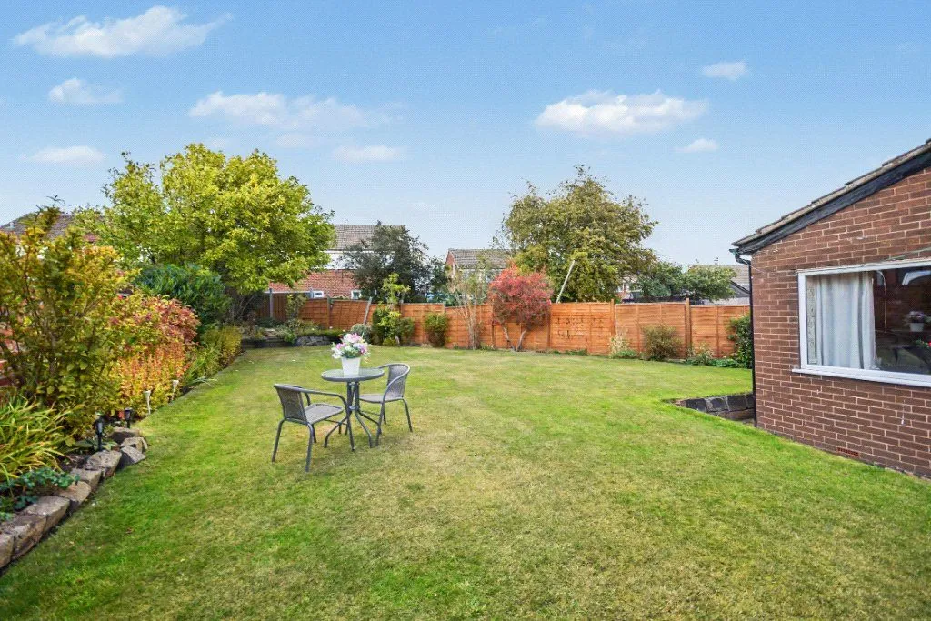 Newton Court, Wakefield, WF1, photo 10