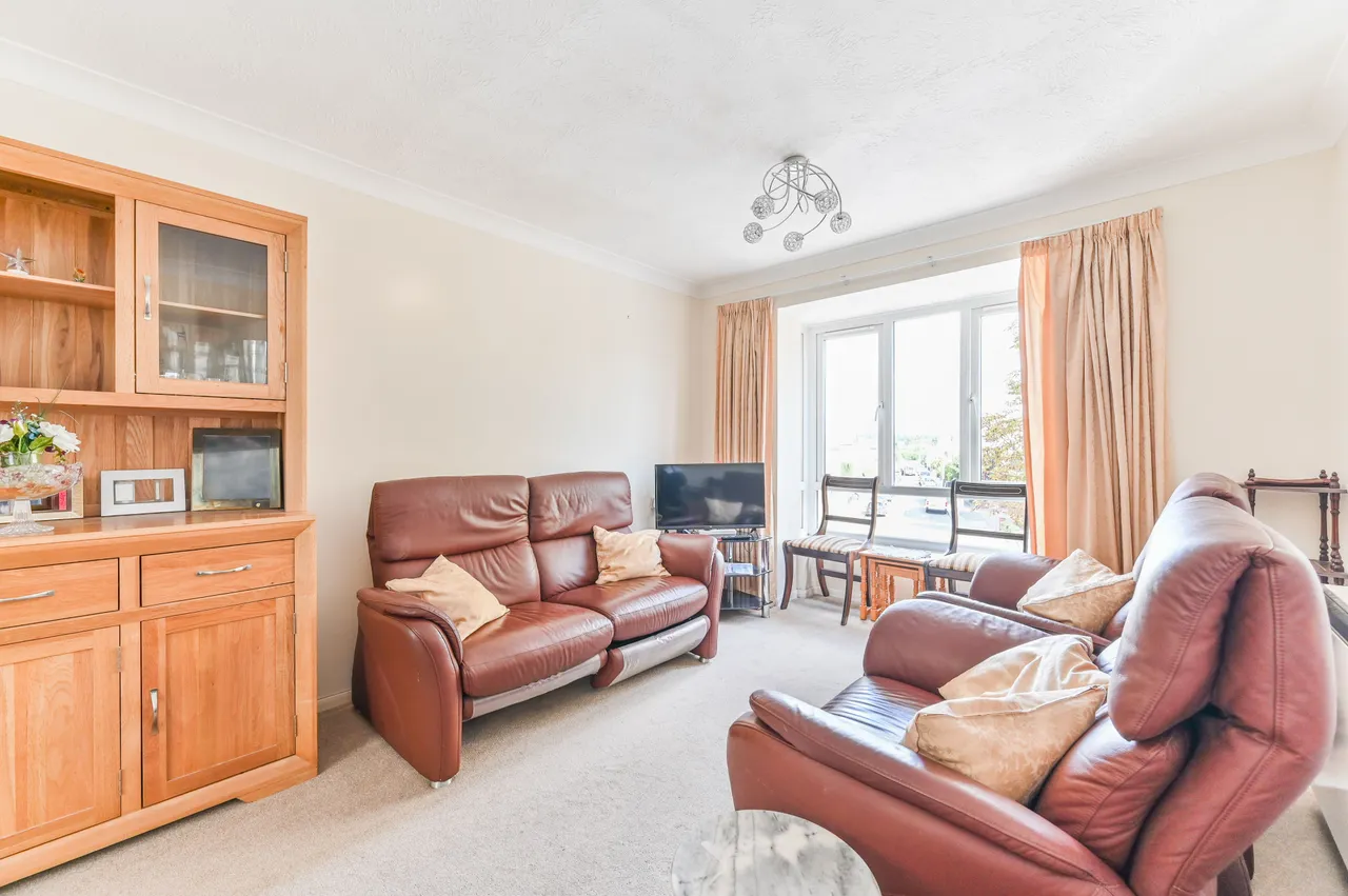 20 Cadogan Court, Kingston Road, New Malden, photo 4