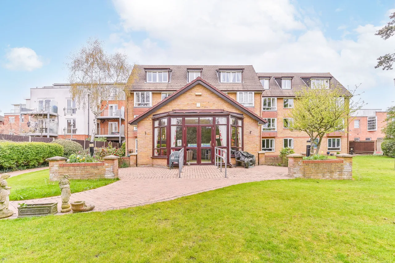1 bed flat for sale — 20 Cadogan Court, Kingston Road, New Malden