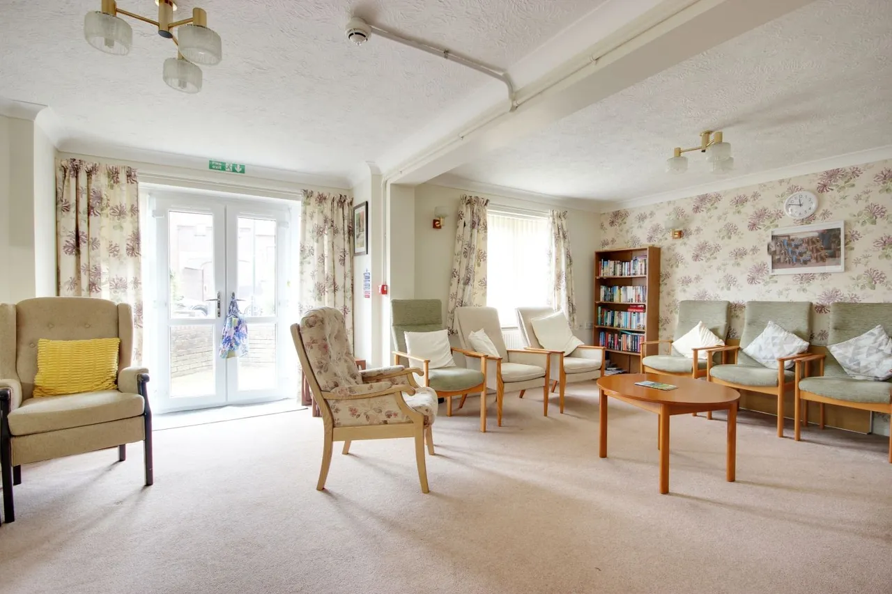 St. Ellens Court, Beverley, HU17, photo 12