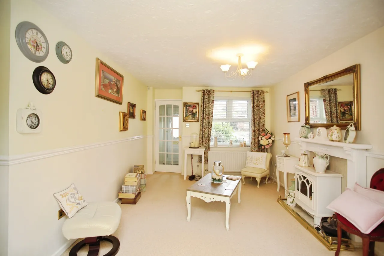Hillside, Hartshill, Nuneaton, photo 3