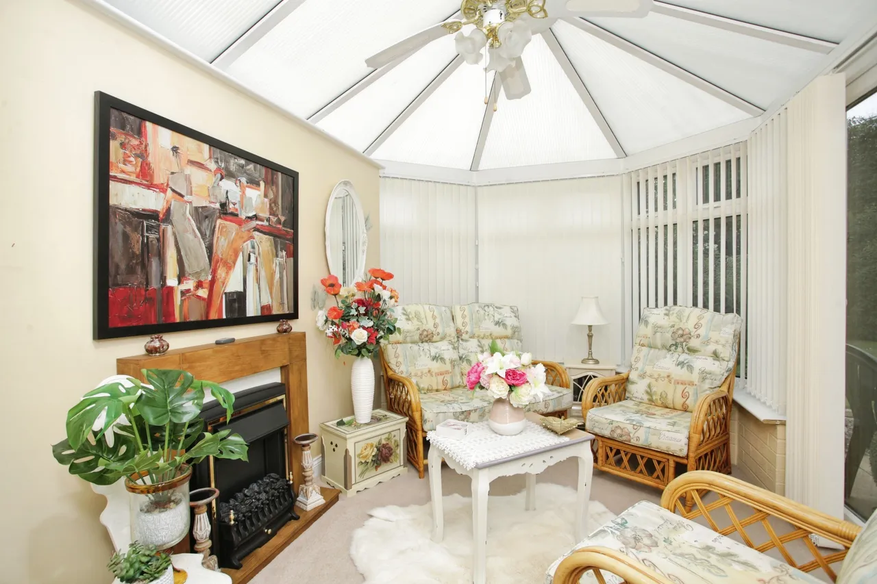 Hillside, Hartshill, Nuneaton, photo 8