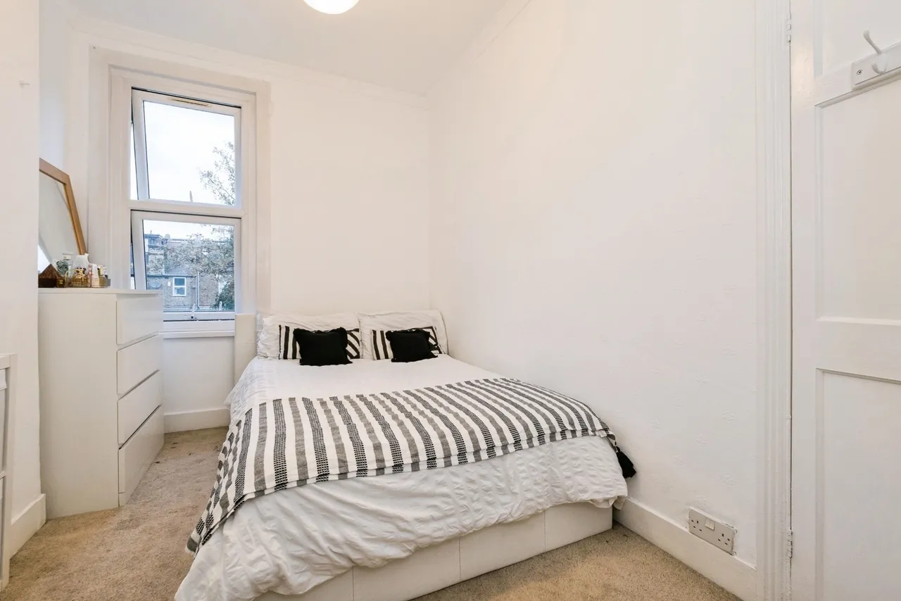 Haldane Road, East Ham, E6, photo 12