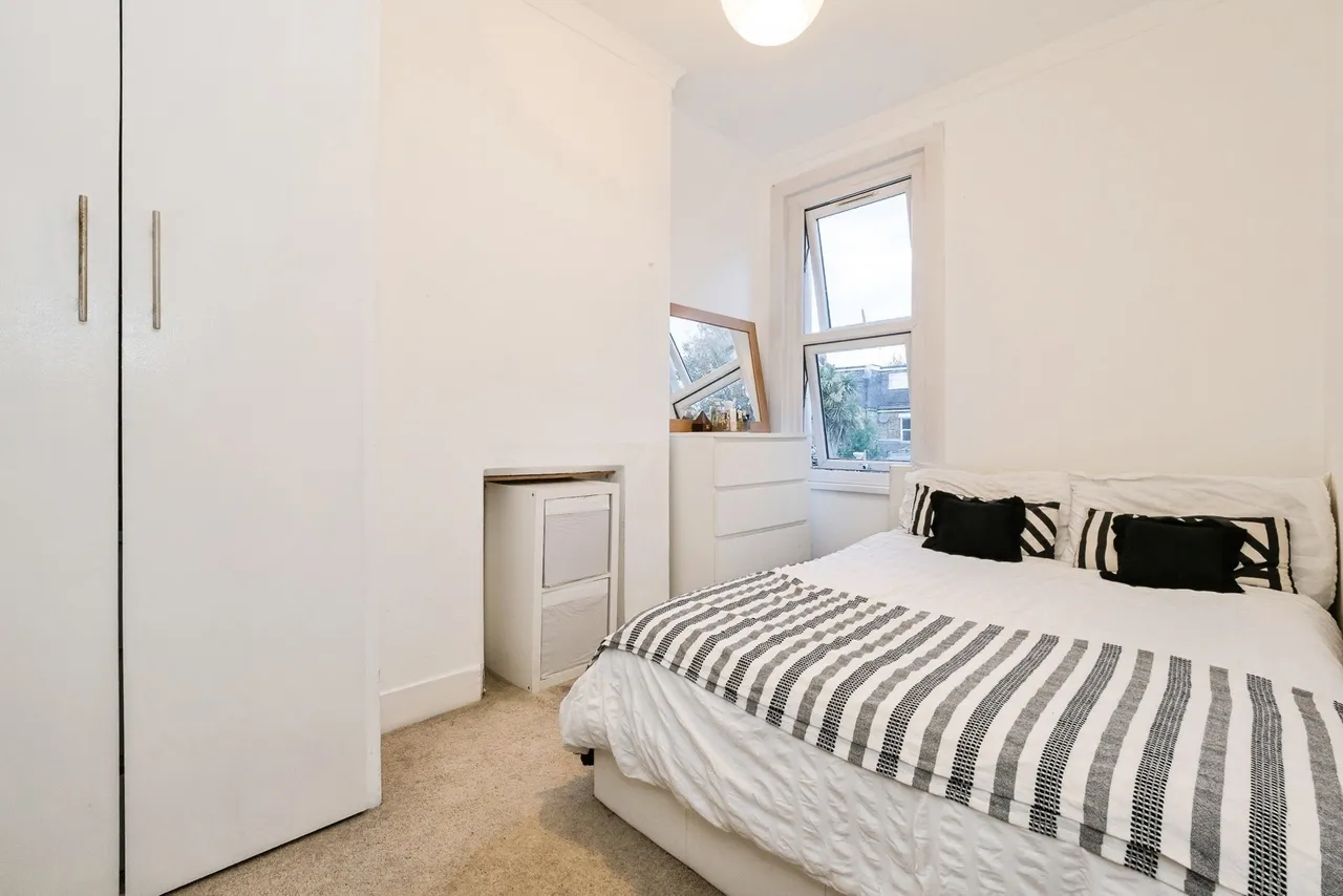 Haldane Road, East Ham, E6, photo 14