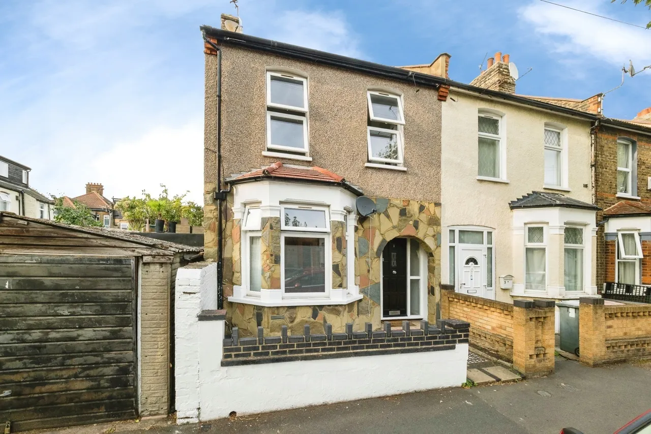 Haldane Road, East Ham, E6, photo 21