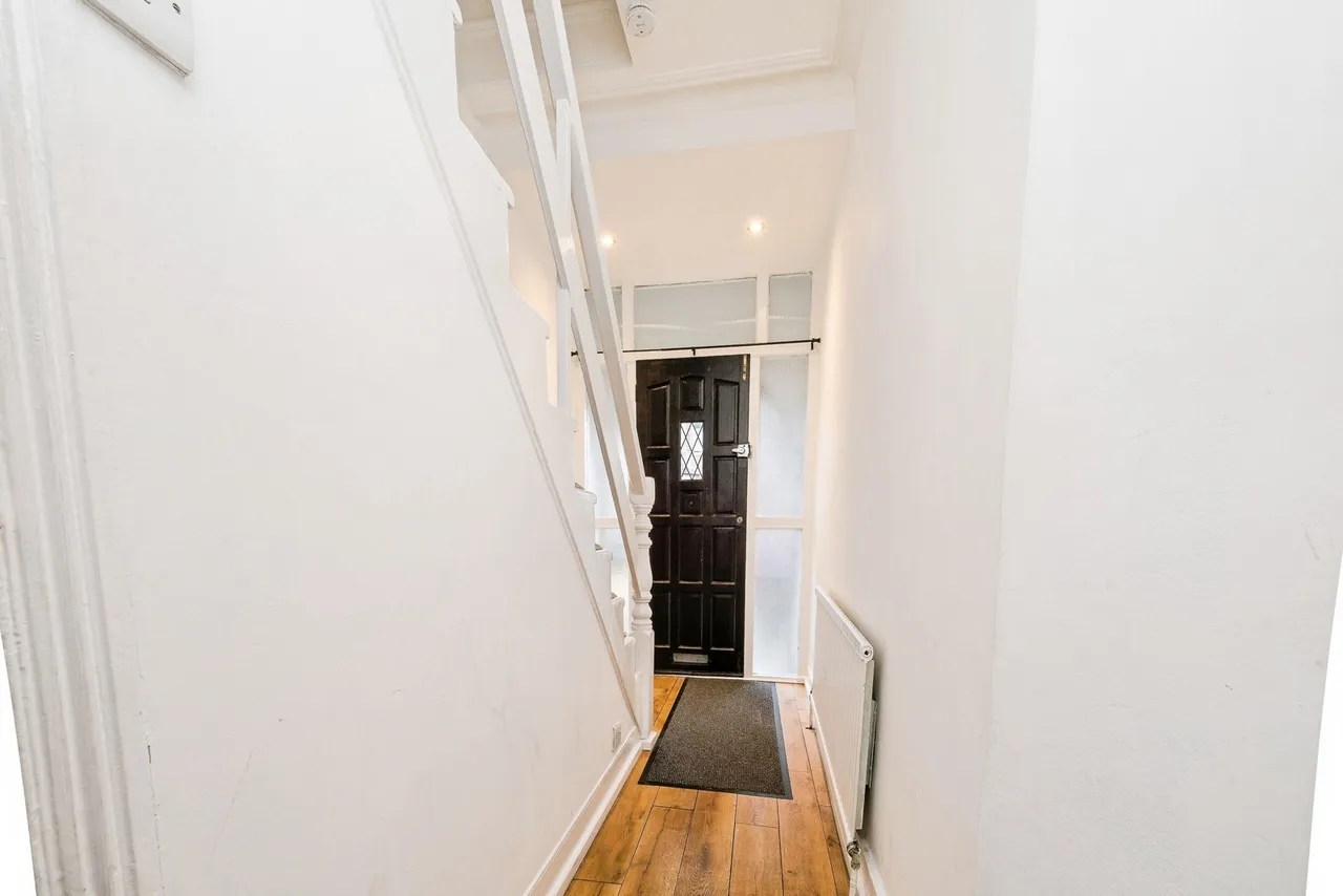 Haldane Road, East Ham, E6, photo 17