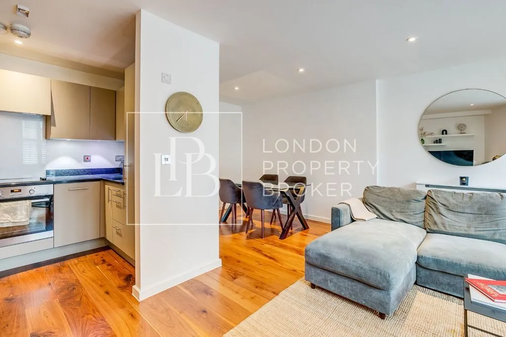 Valentina Avenue, London, NW9, photo 4