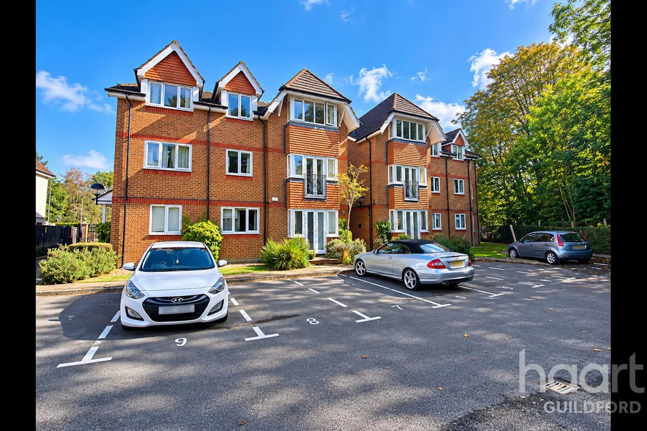 Stoke Road, GU1, photo 6