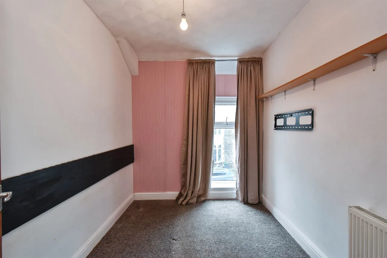 Baglan Street, Treorchy, CF42, photo 9