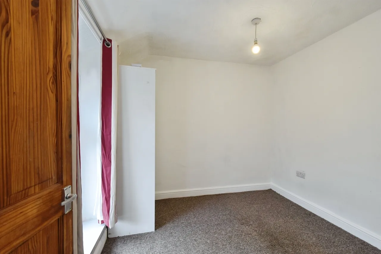 Baglan Street, Treorchy, CF42, photo 8