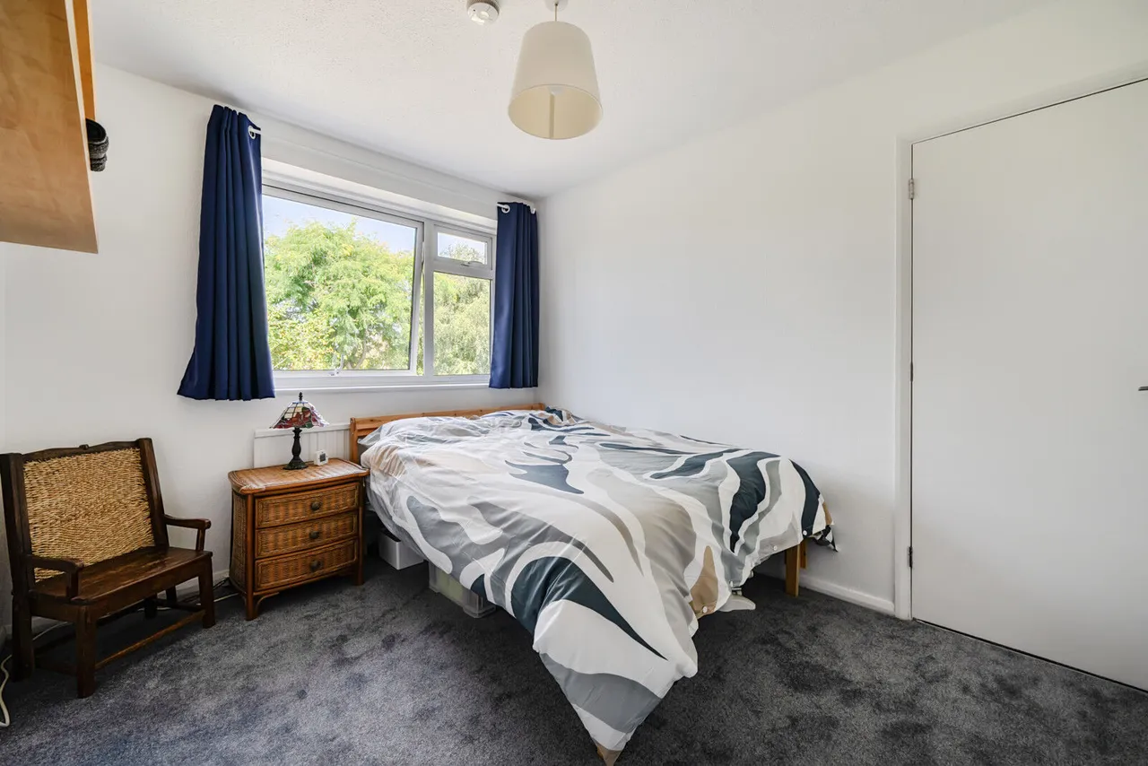 Milestone Crescent, Charvil, RG10, photo 16
