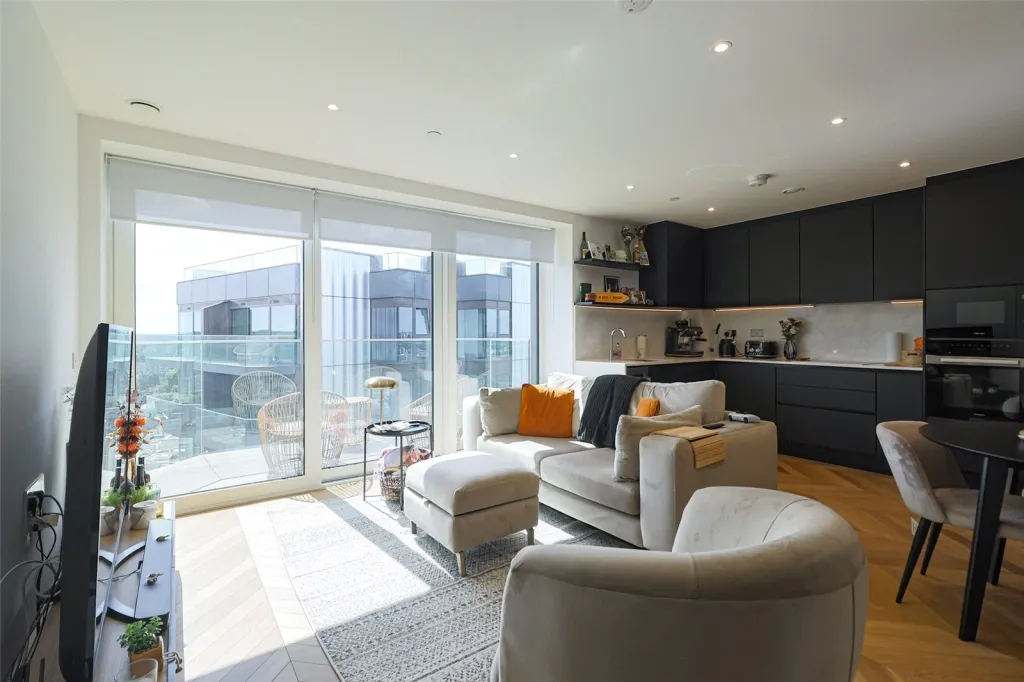 Brigadier Walk, Woolwich, SE18, photo 2